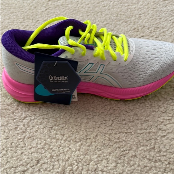Asics White and Pink Athletic Shoes with Breathable Upper - Picture 7 of 10